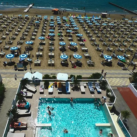 Hotel Canarie 3*