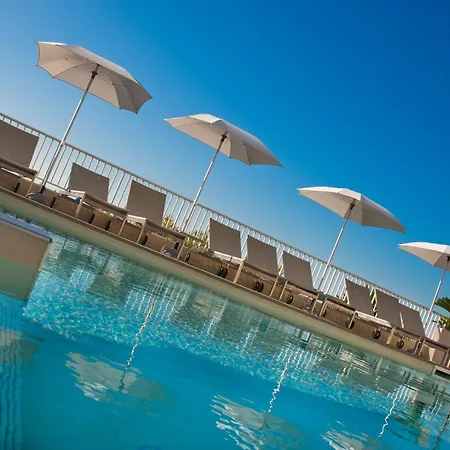 Canarie Hotel