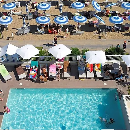 Ξενοδοχείο Canarie 3*