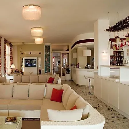 Canarie Hotel 3*