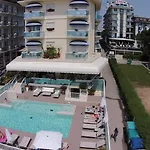 Canarie Hotel 3*