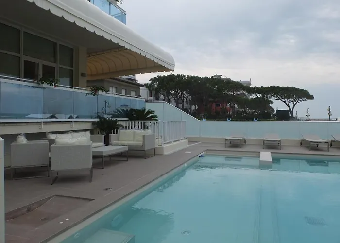 Szálloda Canarie 3*